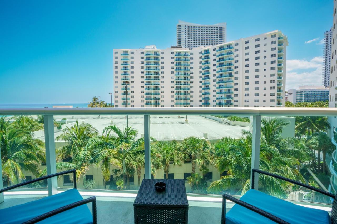 Modern 1 Bdr Oceanview With Direct Beach Access! Hollywood Kültér fotó